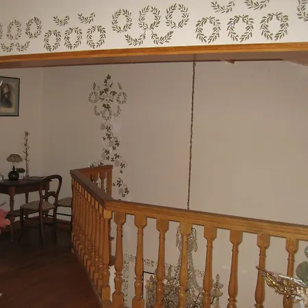 بيت ضيافة Domaine Du Besset Aubusson-d'Auvergne