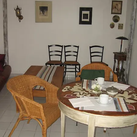 بيت ضيافة Domaine Du Besset Aubusson-d'Auvergne