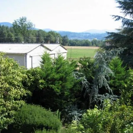 بيت ضيافة Domaine Du Besset Aubusson-d'Auvergne